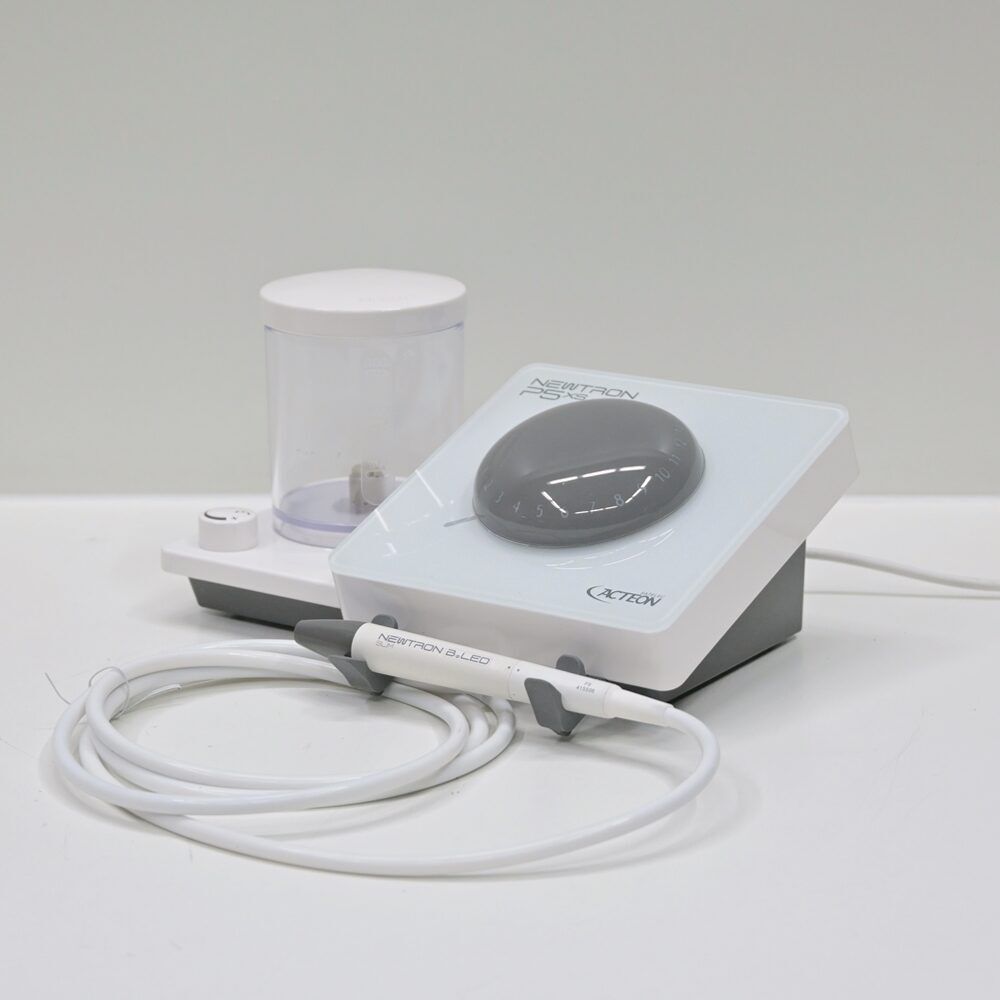 Acteon NEWTRON P5 XS B. LED Ultraschall-Scaler Vorführgerät Baujahr 2021 | 319546 Acteon NEWTRON P5 XS B. LED Ultraschall-Scaler Vorführgerät Baujahr 2021 | 319546