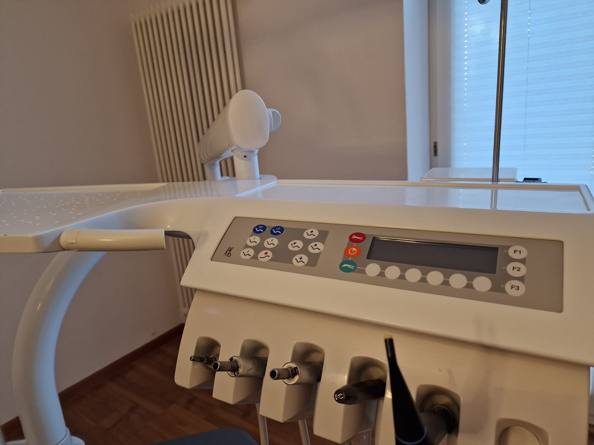 KaVo Estetica 1066T Behandlungseinheit gebraucht | 318745 KaVo Estetica 1066T Behandlungseinheit gebraucht | 318745