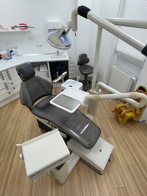 Sirona M1 Behandlungseinheit | 320068