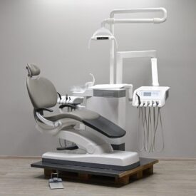 Sirona Sinius Behandlungseinheit mit Nassabsaugung Gebraucht & Aufbereitet Sirona Sinius Behandlungseinheit mit Nassabsaugung Gebraucht & Aufbereitet