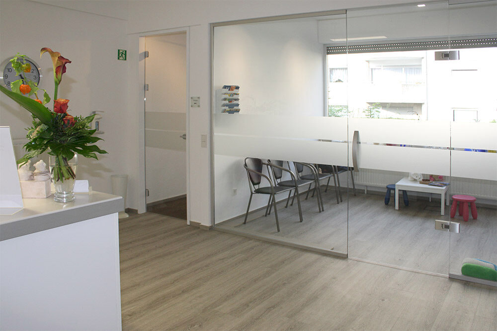 Geräumige Praxis in 51381 Leverkusen zur Übernahme | 324105