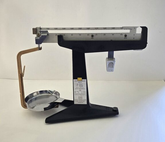 KERN Präzisionswaage Waage Laborwaage 0,01g – 301g, e=d=0,02g, komplett | 322761