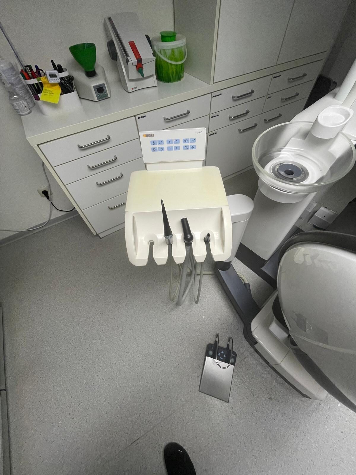 Sirona Teneo Behandlungseinheit Trockenabsaugung | 323201 Sirona Teneo Behandlungseinheit Trockenabsaugung | 323201