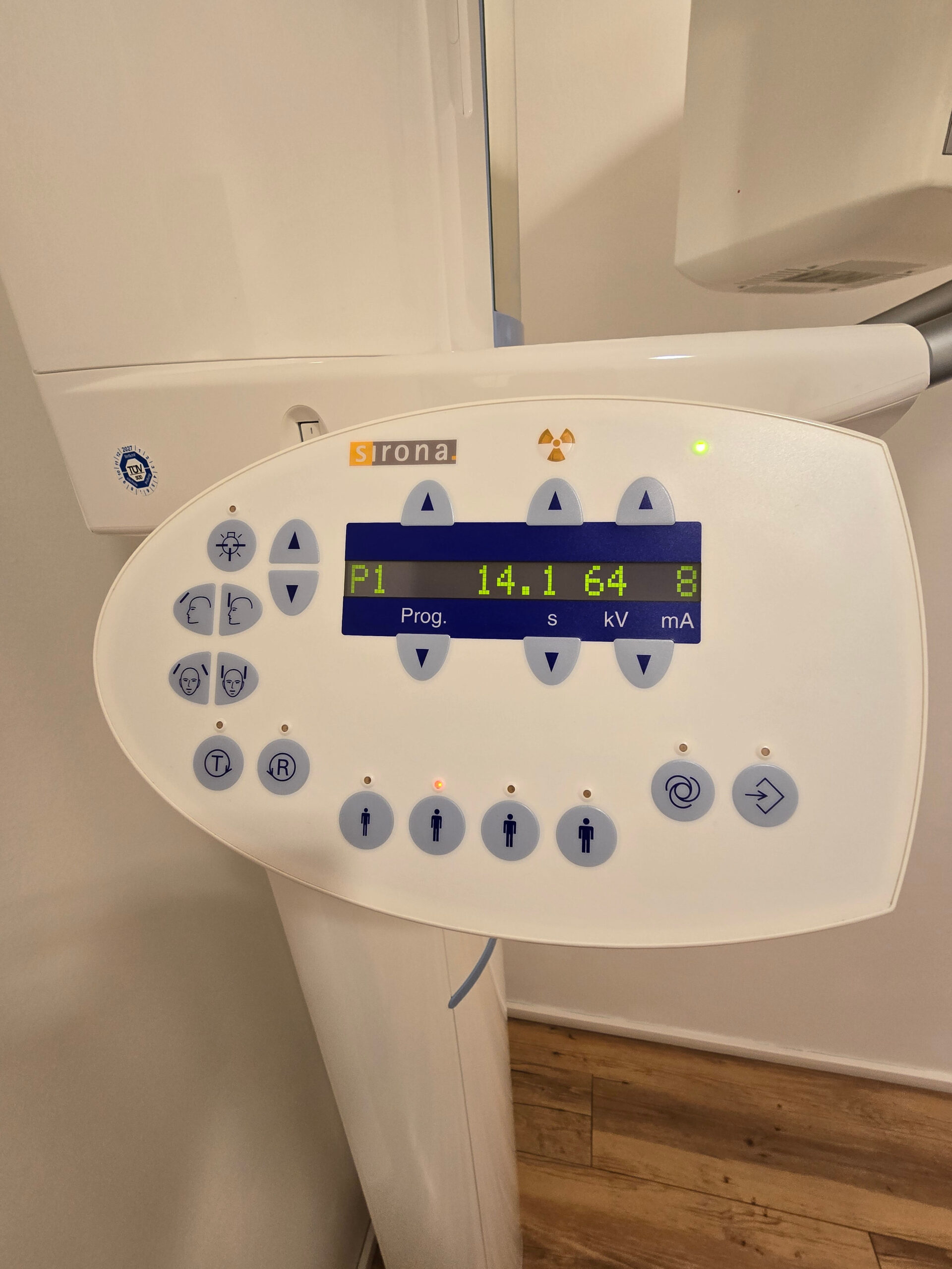 Sirona XG 2D Röntgengerät (Baujahr 2012) | 324478 Sirona XG 2D Röntgengerät (Baujahr 2012) | 324478