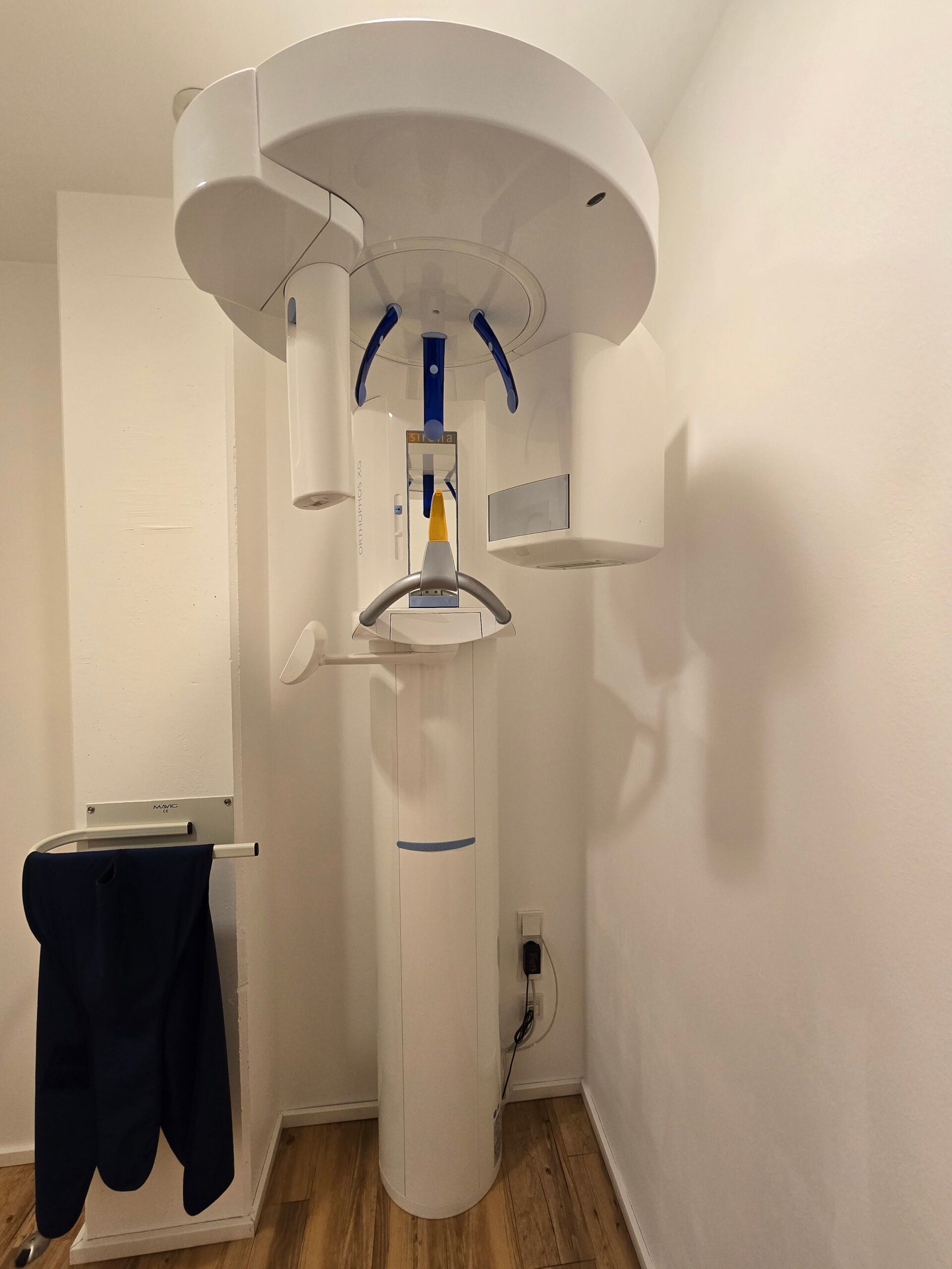 Sirona XG 2D Röntgengerät (Baujahr 2012) | 324479 Sirona XG 2D Röntgengerät (Baujahr 2012) | 324479