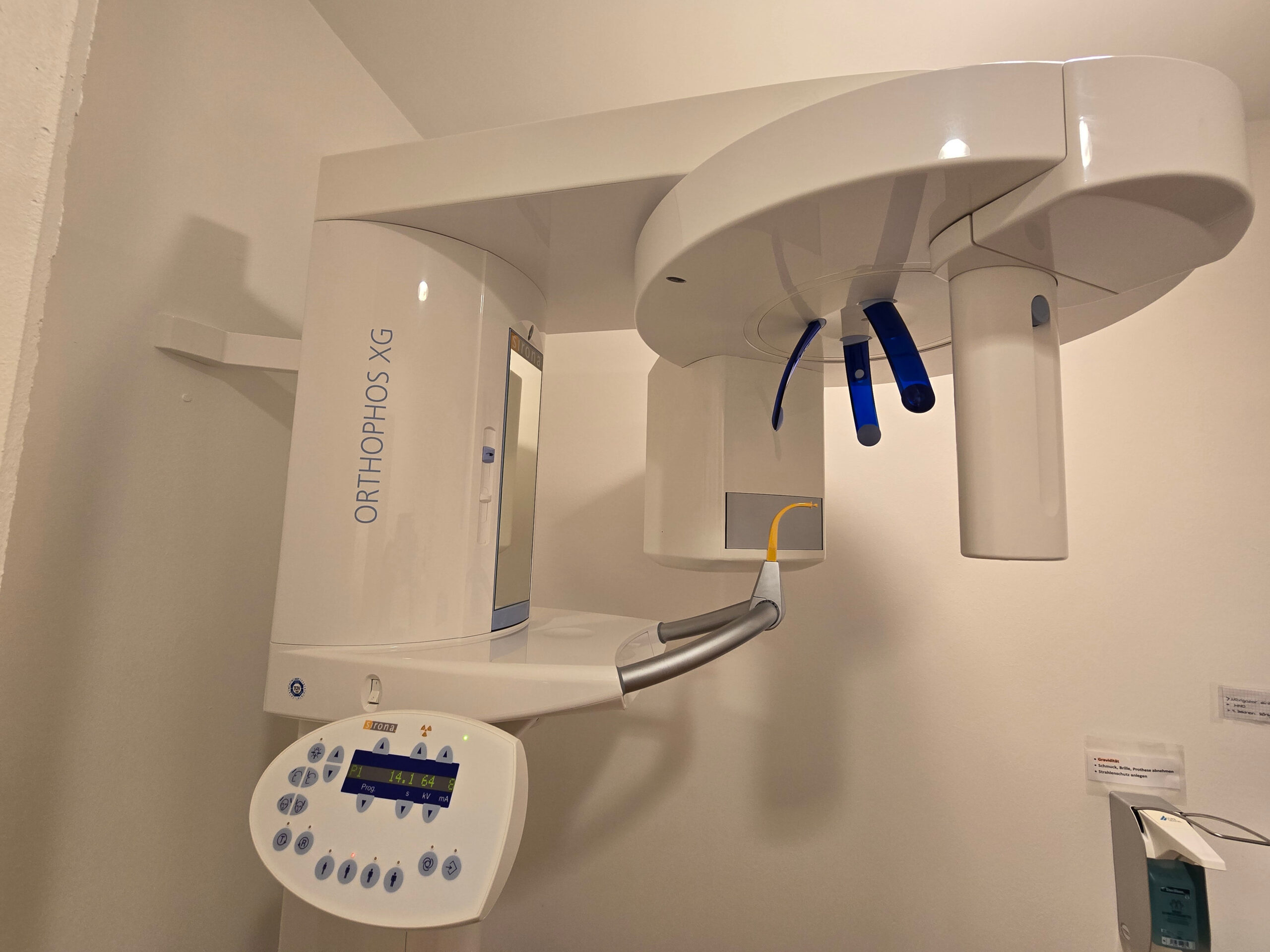 Sirona XG 2D Röntgengerät (Baujahr 2012) | 324480 Sirona XG 2D Röntgengerät (Baujahr 2012) | 324480