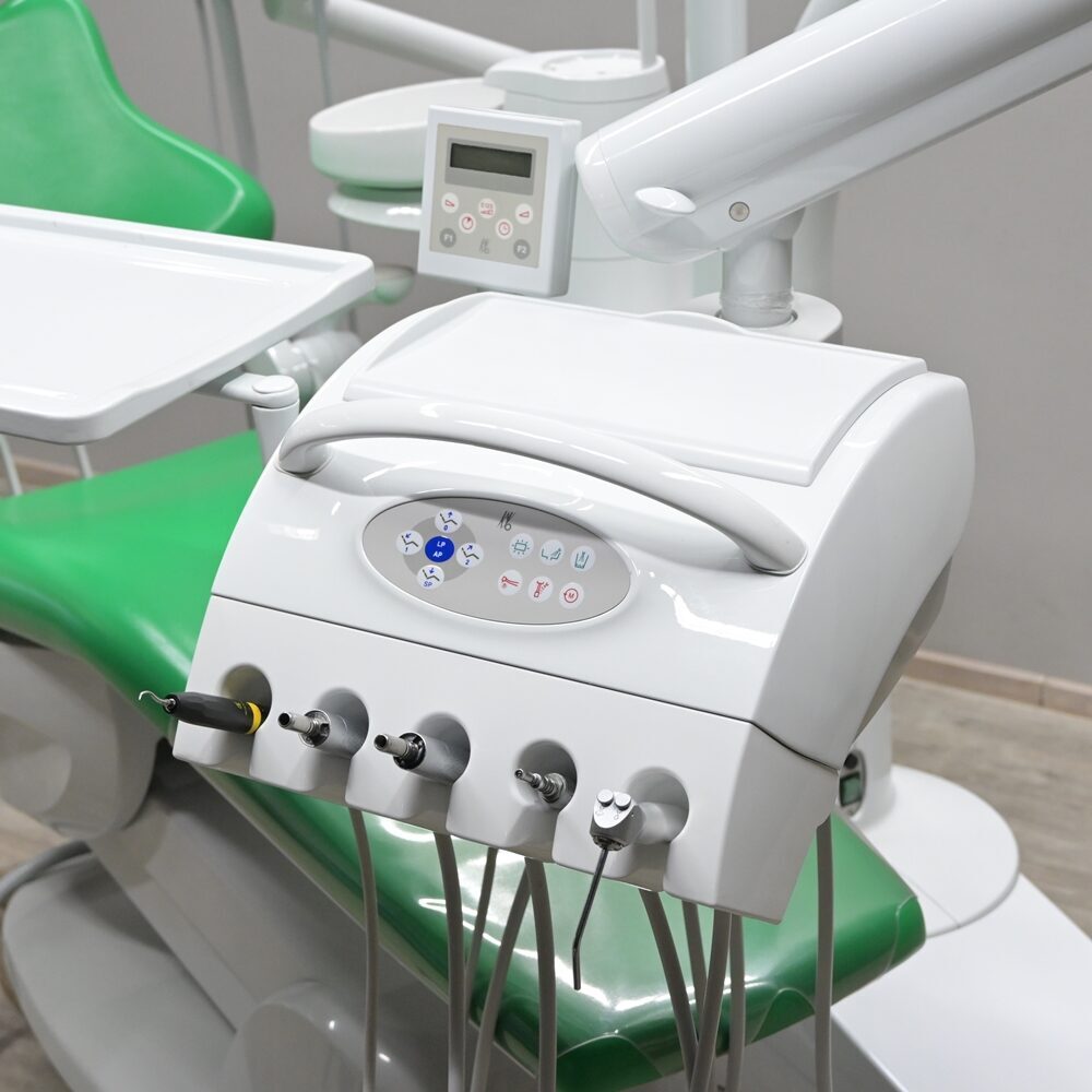 Kavo Primus 1058 TM Behandlungseinheit mit Trockenabsaugung, gebraucht und aufgearbeitet | 325166 Kavo Primus 1058 TM Behandlungseinheit mit Trockenabsaugung, gebraucht und aufgearbeitet | 325166