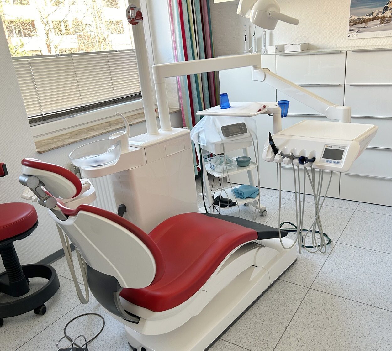 Sirona INTEGO Pro Behandlungseinheit BJ 2017 Zahnarztstuhl | 324268 Sirona INTEGO Pro Behandlungseinheit BJ 2017 Zahnarztstuhl | 324268