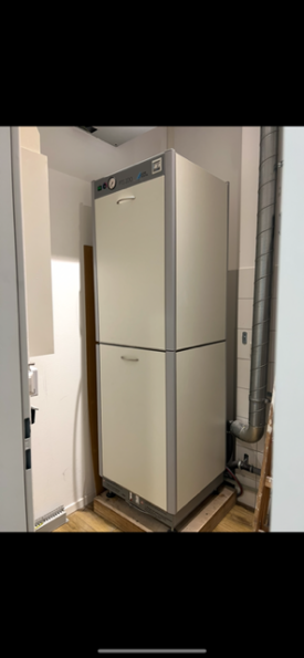 Dürr Dental Power Tower PTS 200 mit VS 600 gut erhalten für 3 Zimmer (Neupreis 12.800.-) Dürr Dental Power Tower PTS 200 mit VS 600 gut erhalten für 3 Zimmer (Neupreis 12.800.-)