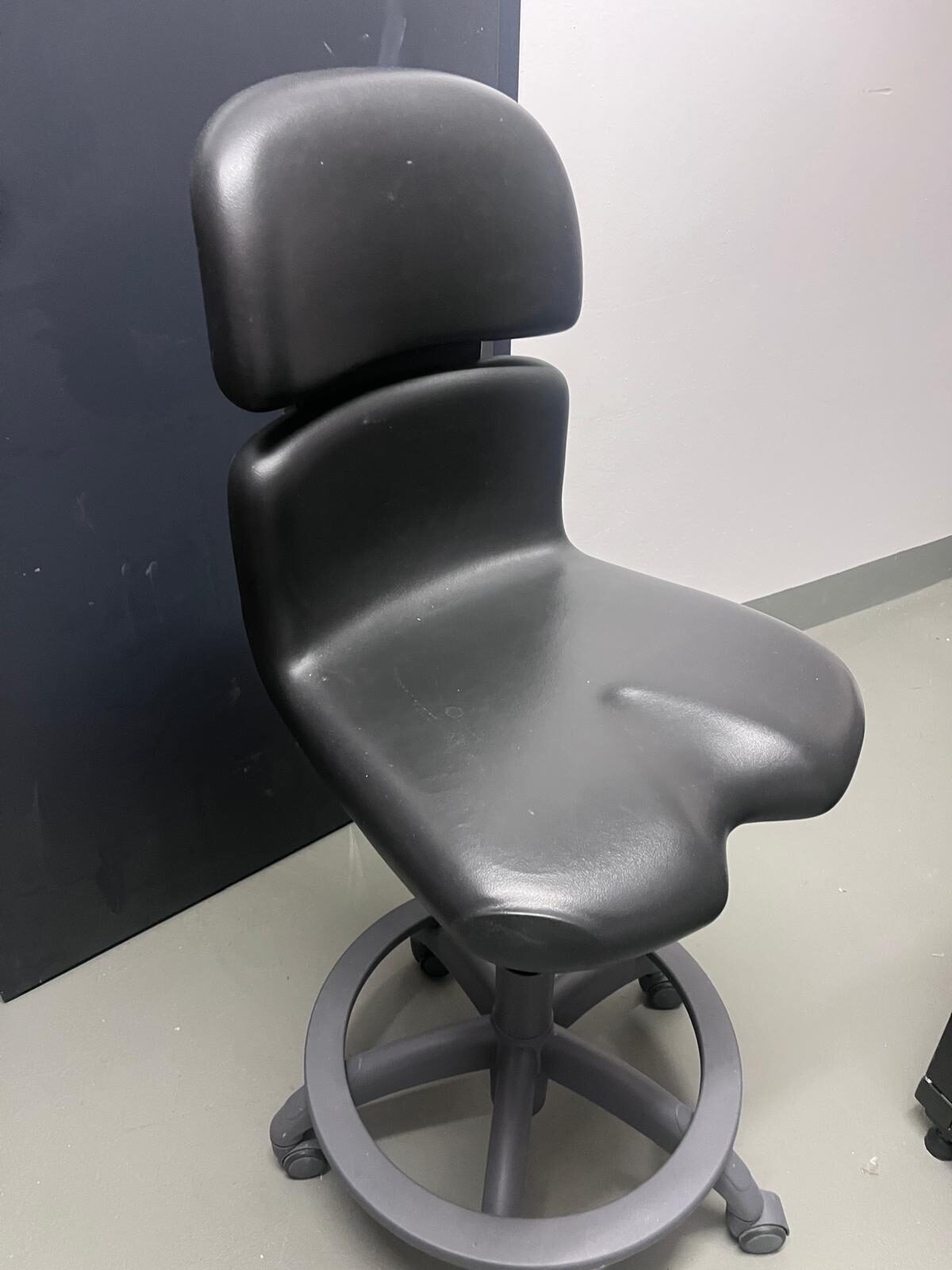 Sirona Arbeitsstuhl | 325715 Sirona Arbeitsstuhl | 325715
