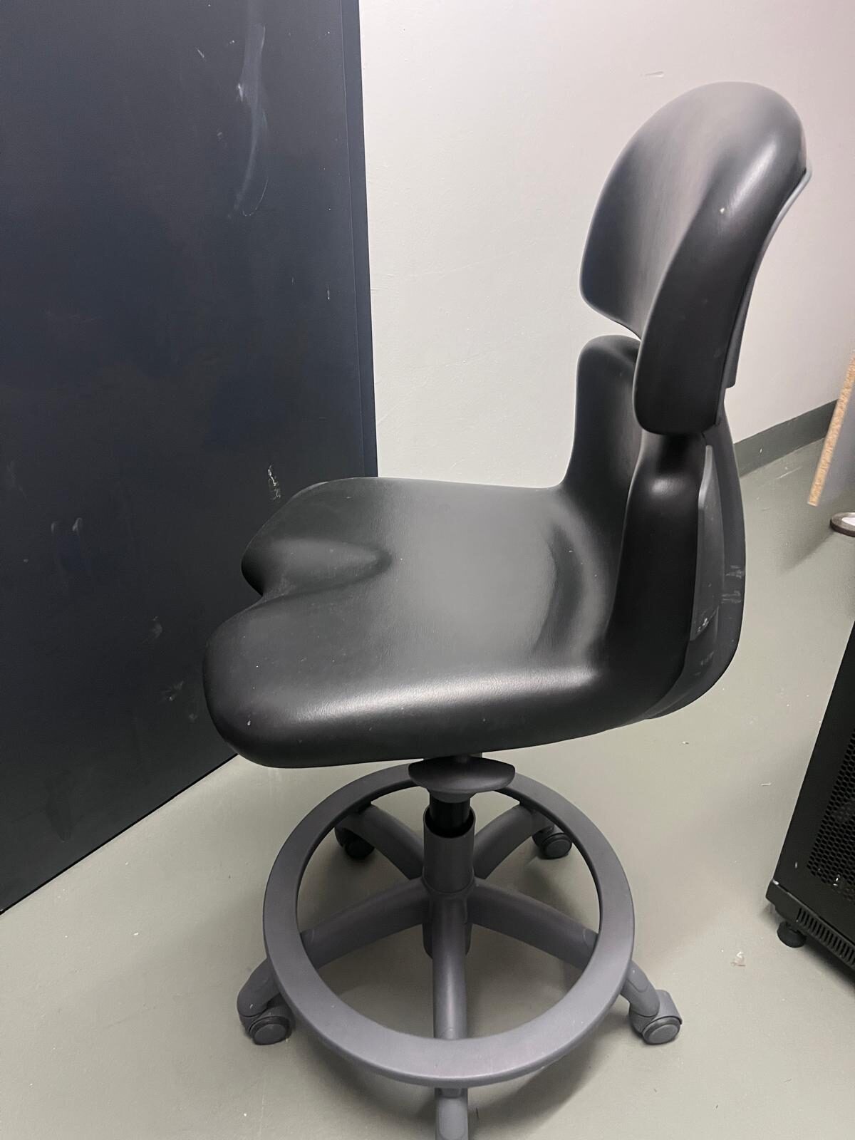 Sirona Arbeitsstuhl | 325714 Sirona Arbeitsstuhl | 325714