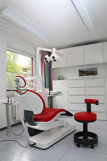 Sirona INTEGO Pro Behandlungseinheit BJ 2017 Zahnarztstuhl | 324271 Sirona INTEGO Pro Behandlungseinheit BJ 2017 Zahnarztstuhl | 324271