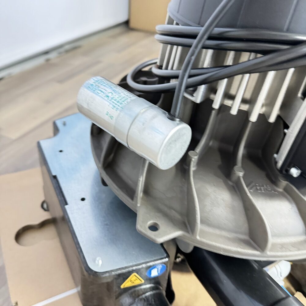 Dürr Dental VS 600 Nassabsaugung 230V neuwertiger Aussteller | 326405 Dürr Dental VS 600 Nassabsaugung 230V neuwertiger Aussteller | 326405
