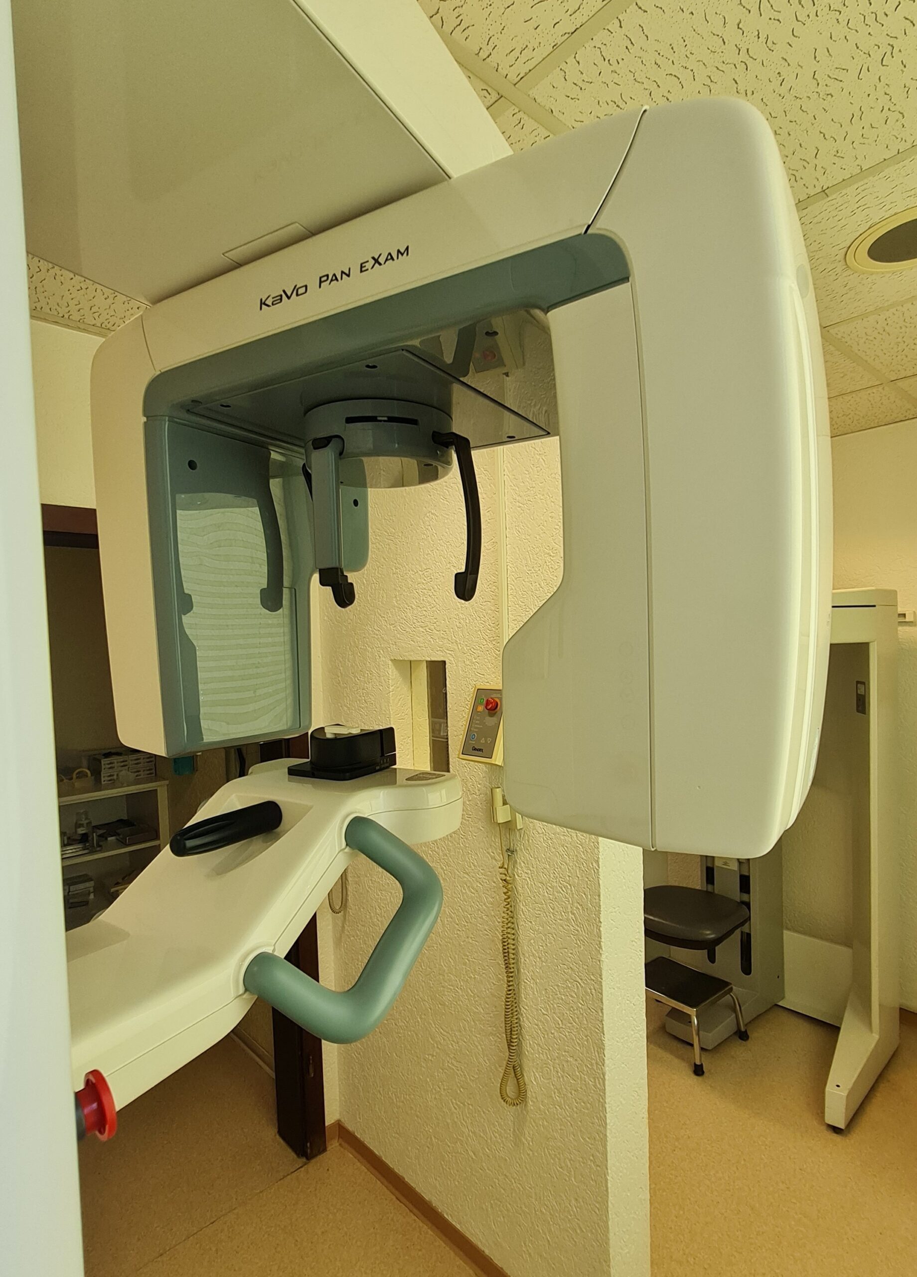 KaVo Pan eXam 2D – Baujahr 2014 – VB 7.000 € brutto | 326766 KaVo Pan eXam 2D – Baujahr 2014 – VB 7.000 € brutto | 326766