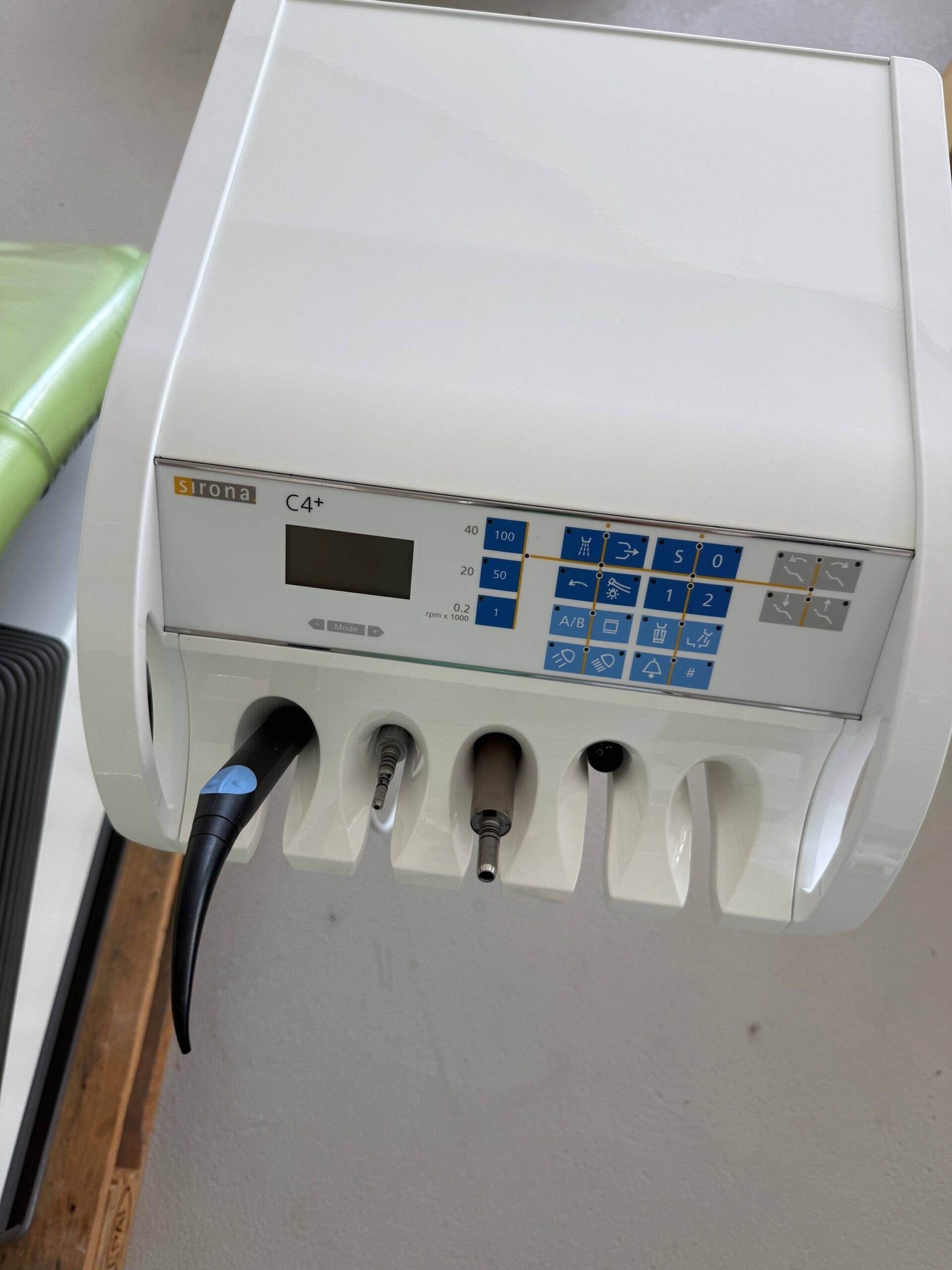 Sirona C4+ kpl überholt | 327809 Sirona C4+ kpl überholt | 327809