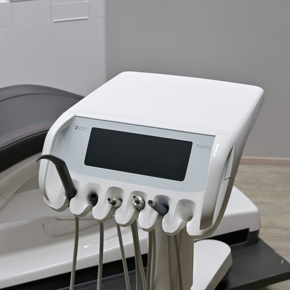 Sirona Axano Pure Behandlungseinheit Aussteller | 326611 Sirona Axano Pure Behandlungseinheit Aussteller | 326611