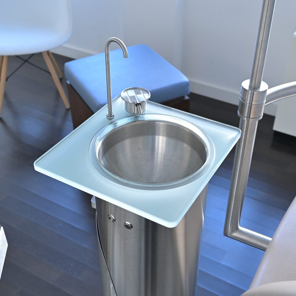 DKL L1-ECO KFO Behandlungseinheit mit Nassabsaugung | 326578 DKL L1-ECO KFO Behandlungseinheit mit Nassabsaugung | 326578