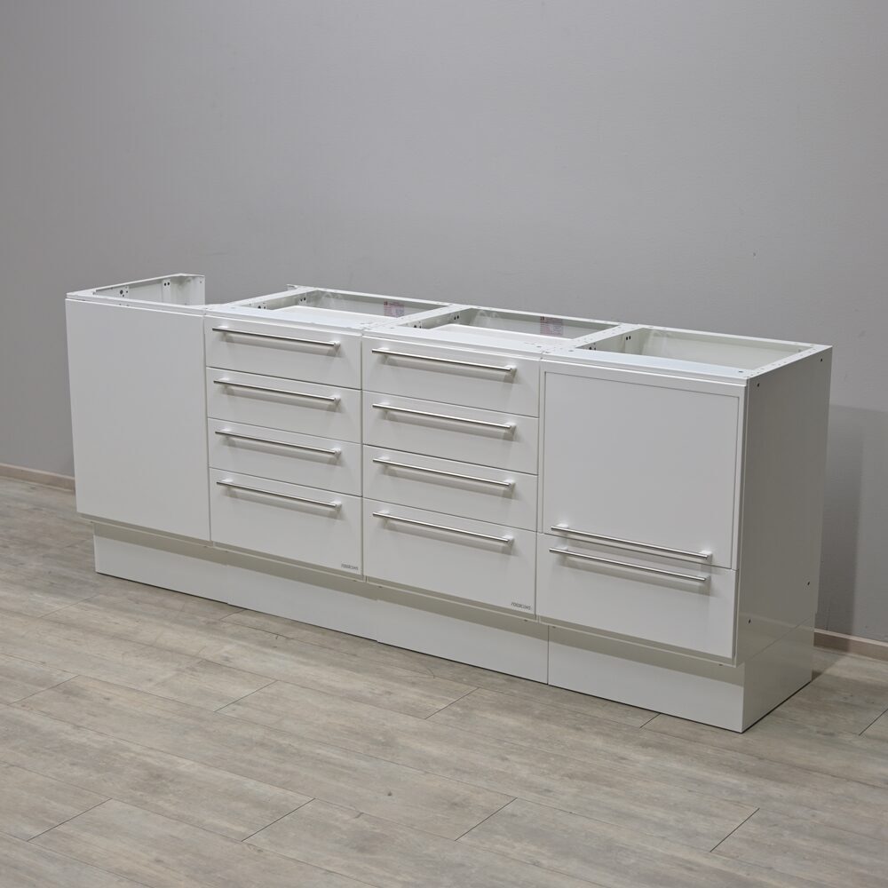 Rossicaws ADAM 4er Stahl Behandlungszeile Schrankzeile | 326566 Rossicaws ADAM 4er Stahl Behandlungszeile Schrankzeile | 326566