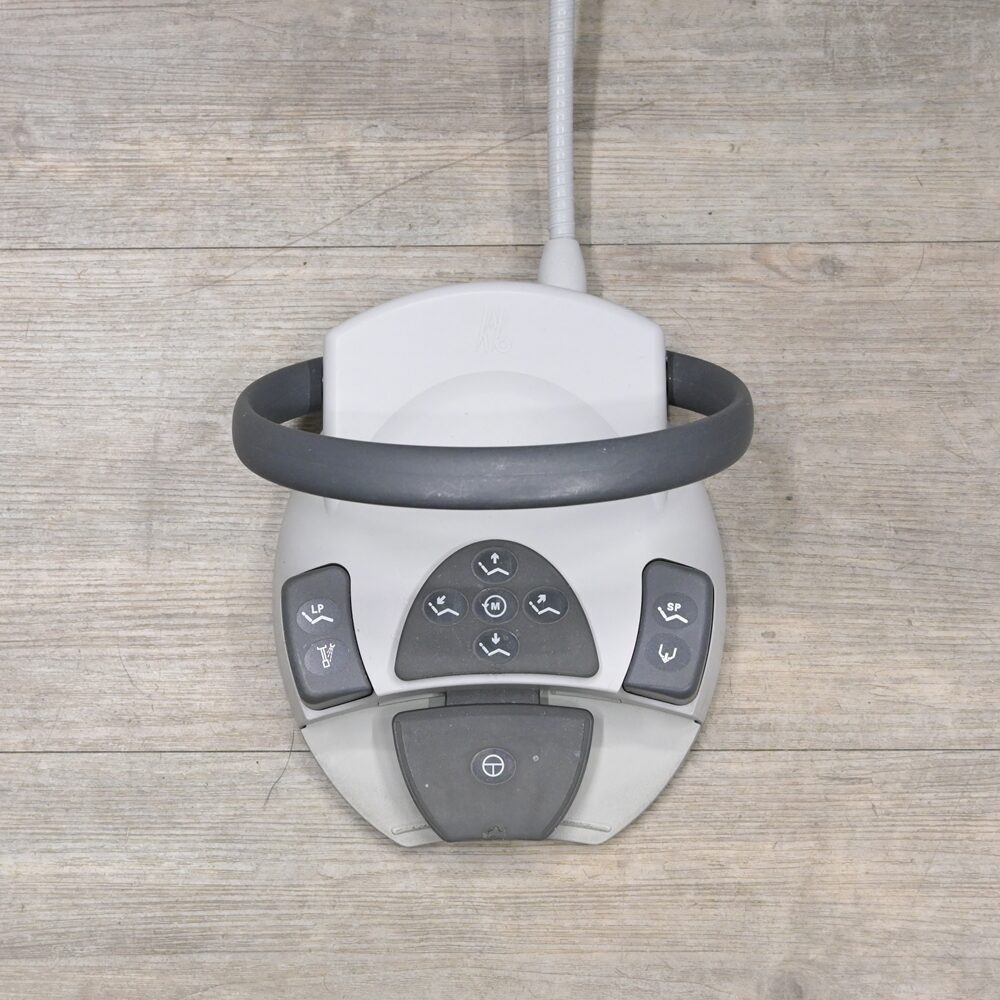 KaVo E70 T Behandlungseinheit Trockenabsaugung gebraucht & aufbereitet | 326495 KaVo E70 T Behandlungseinheit Trockenabsaugung gebraucht & aufbereitet | 326495