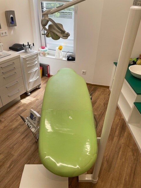 Ultradent Fridolin, Kinder-Behandlungsplatz | 325840 Ultradent Fridolin, Kinder-Behandlungsplatz | 325840