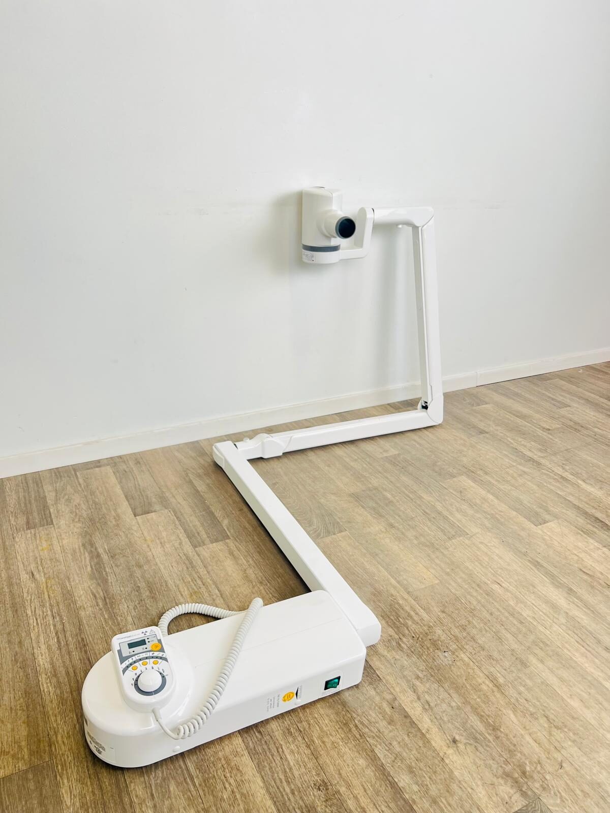 Carestream CS 2200 Intraoralröntgengerät Bj. 2020 | 326198 Carestream CS 2200 Intraoralröntgengerät Bj. 2020 | 326198