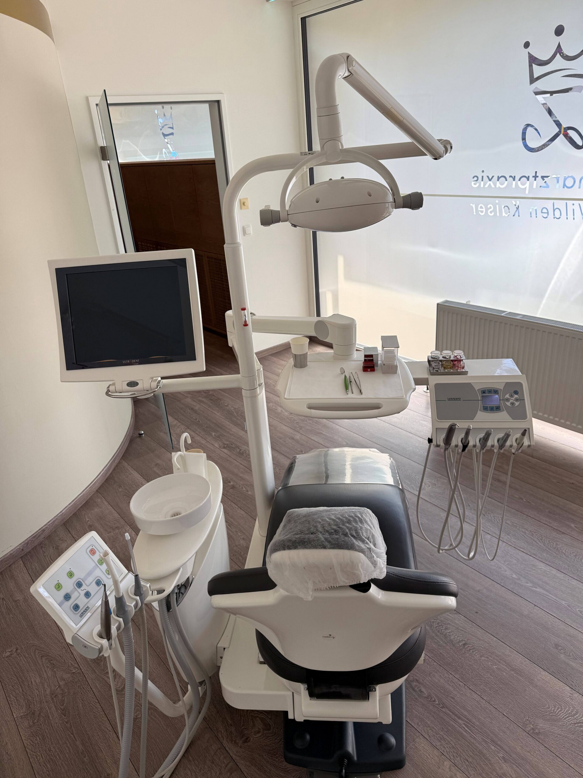 Ultradent Stuhleinheiten U 1302 | 327632 Ultradent Stuhleinheiten U 1302 | 327632