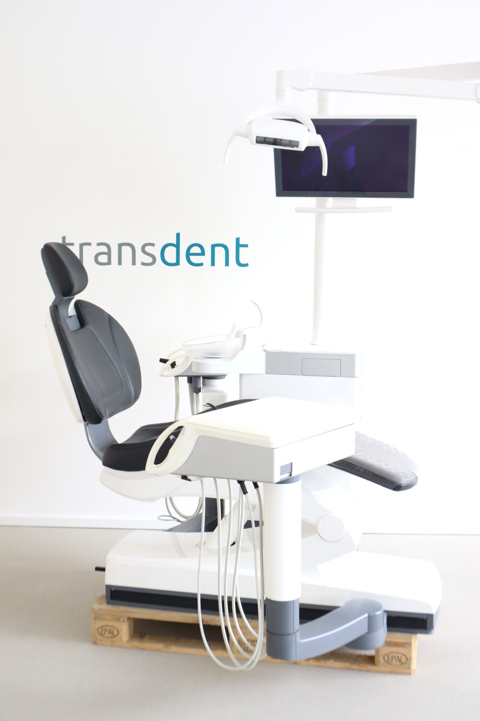 Sirona Teneo Behandlungseinheit BJ 2015 – überholt | 327831 Sirona Teneo Behandlungseinheit BJ 2015 – überholt | 327831