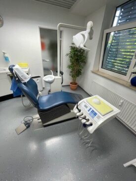 Sirona Behandlungseinheit C4+ mit LEDview gebraucht Sirona Behandlungseinheit C4+ mit LEDview gebraucht