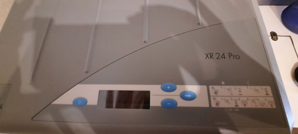 Dürr Dental Röntgenfilmentwickler XR 24 Pro – BJ. 7 / 2017, perfekter Zustand, Zubehör | 326183 Dürr Dental Röntgenfilmentwickler XR 24 Pro – BJ. 7 / 2017, perfekter Zustand, Zubehör | 326183