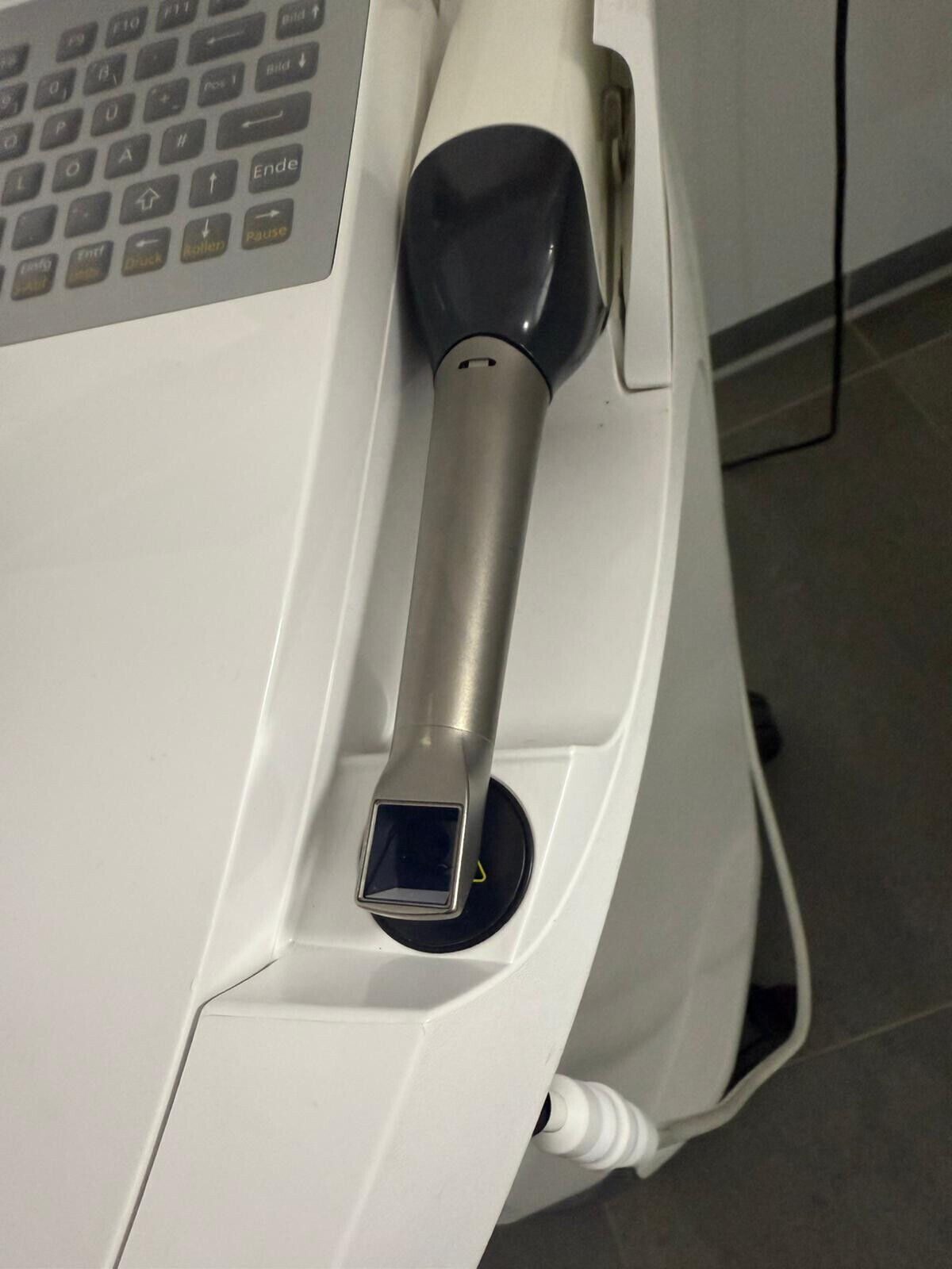 Dentsply Sirona CEREC Omnicam / Aufnahmeeinheit CAD CAM TOP | 329844 Dentsply Sirona CEREC Omnicam / Aufnahmeeinheit CAD CAM TOP | 329844