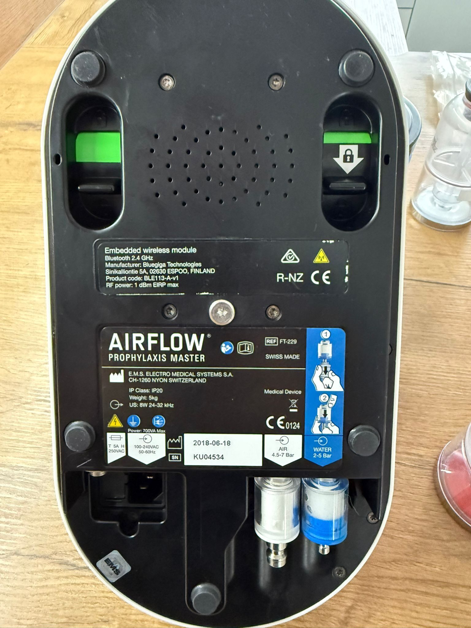 EMS AIR FLOW Prophylaxis Master Prophylaxegerät + Zubehör Aktuelles Modell ! | 328033 EMS AIR FLOW Prophylaxis Master Prophylaxegerät + Zubehör Aktuelles Modell ! | 328033
