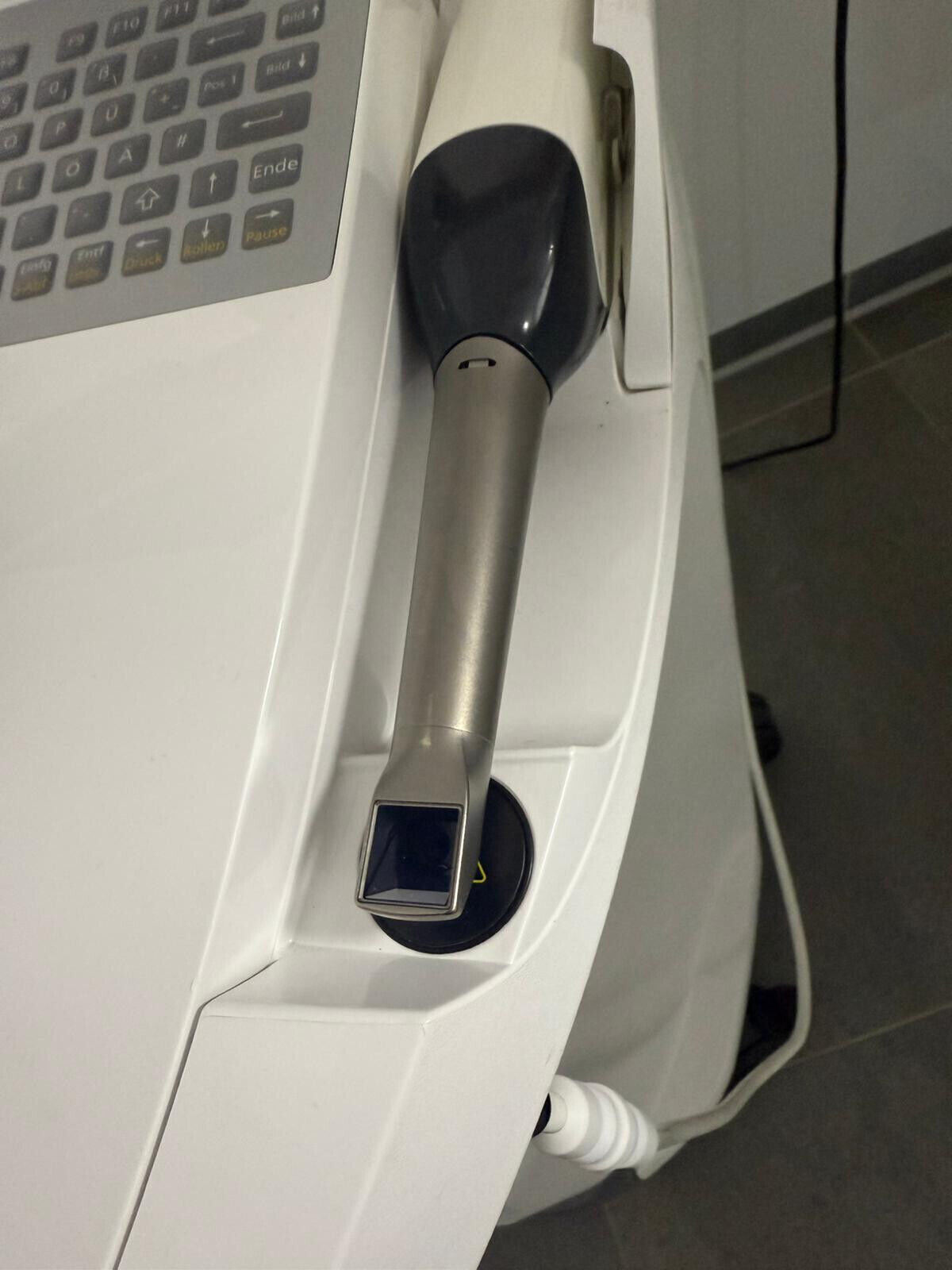 Sirona CEREC Komplettset Omnicam Aufnahmeeinheit / MC XL Premium Schleifmaschine | 329831 Sirona CEREC Komplettset Omnicam Aufnahmeeinheit / MC XL Premium Schleifmaschine | 329831