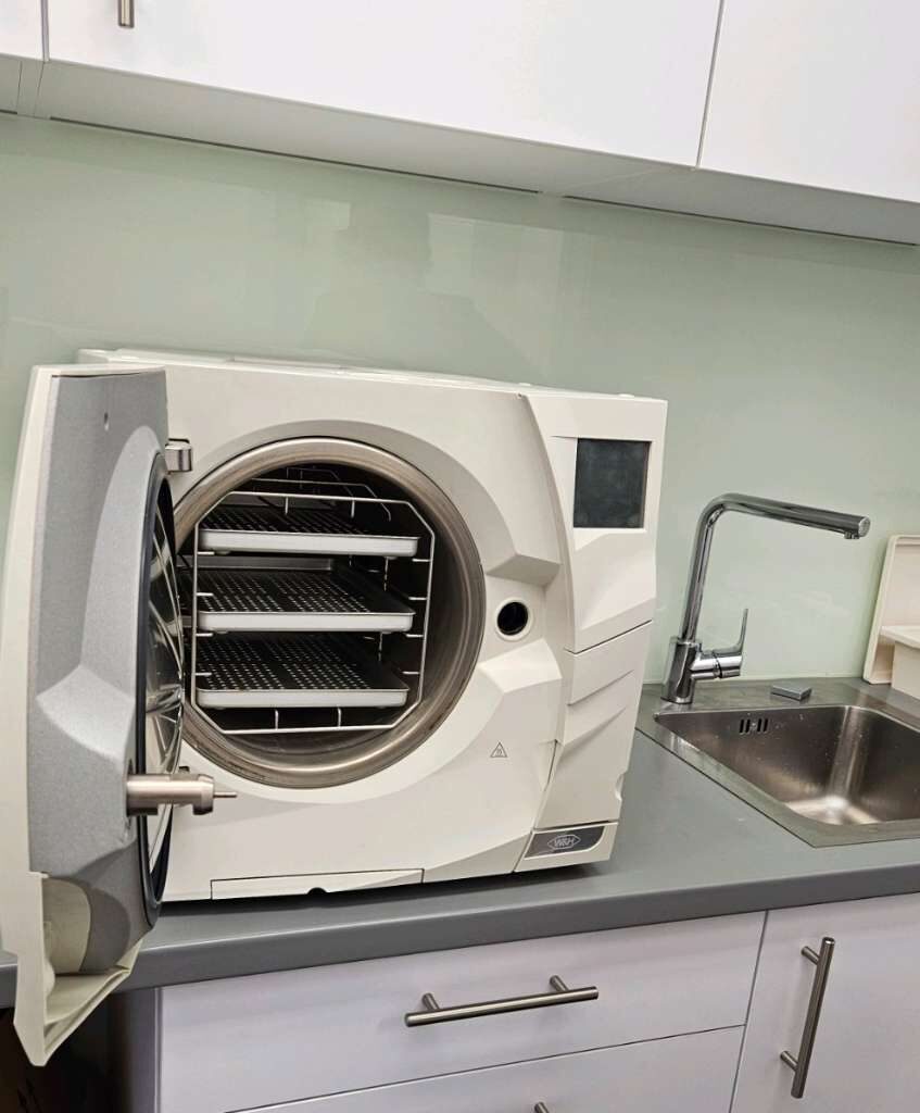 Lisa 517 Sterilisator Autoklav Steri Bj2008 | 328811 Lisa 517 Sterilisator Autoklav Steri Bj2008 | 328811