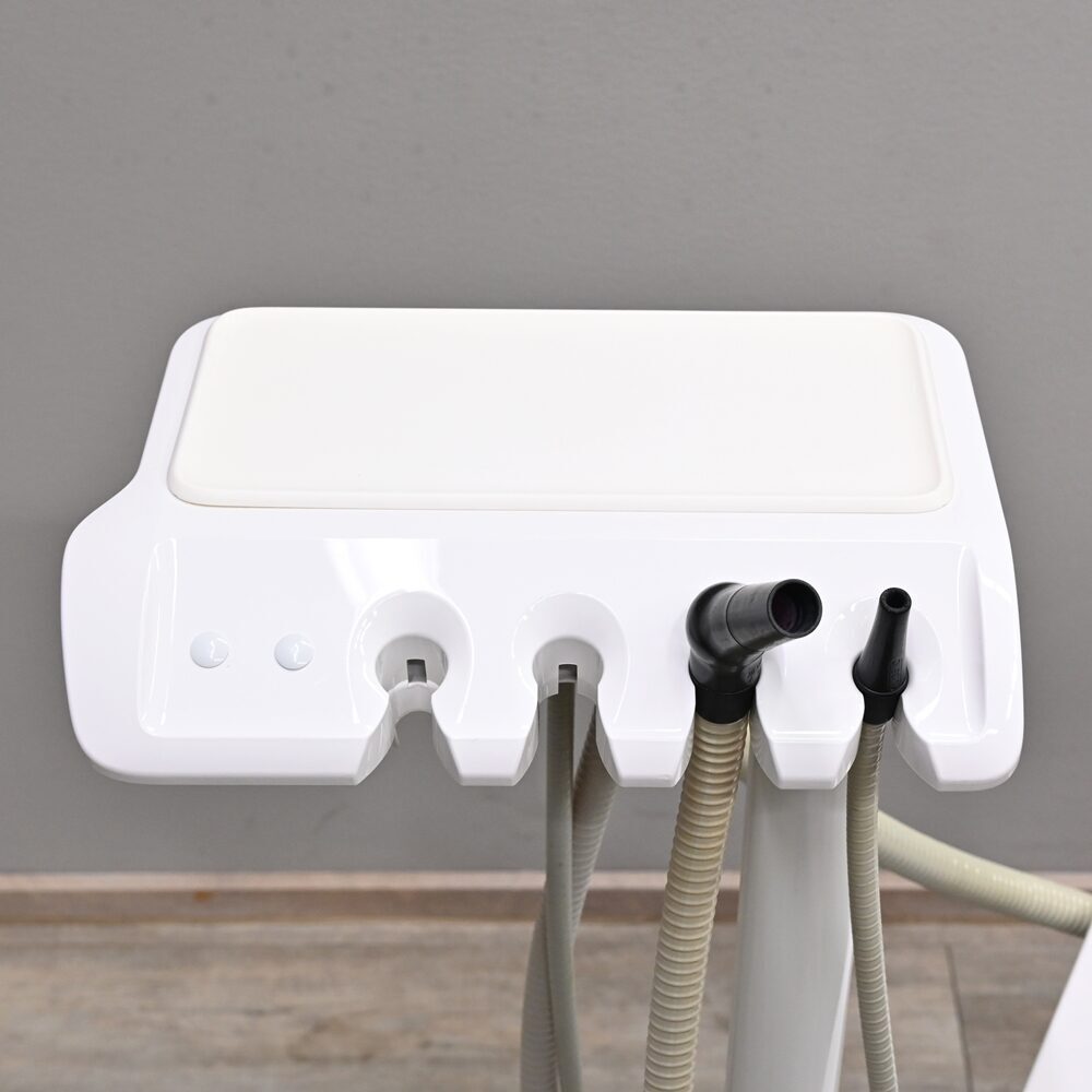 Sirona Intego Pro turn Behandlungseinheit Nassabsaugung Gebraucht & Aufbereitet | 328761 Sirona Intego Pro turn Behandlungseinheit Nassabsaugung Gebraucht & Aufbereitet | 328761