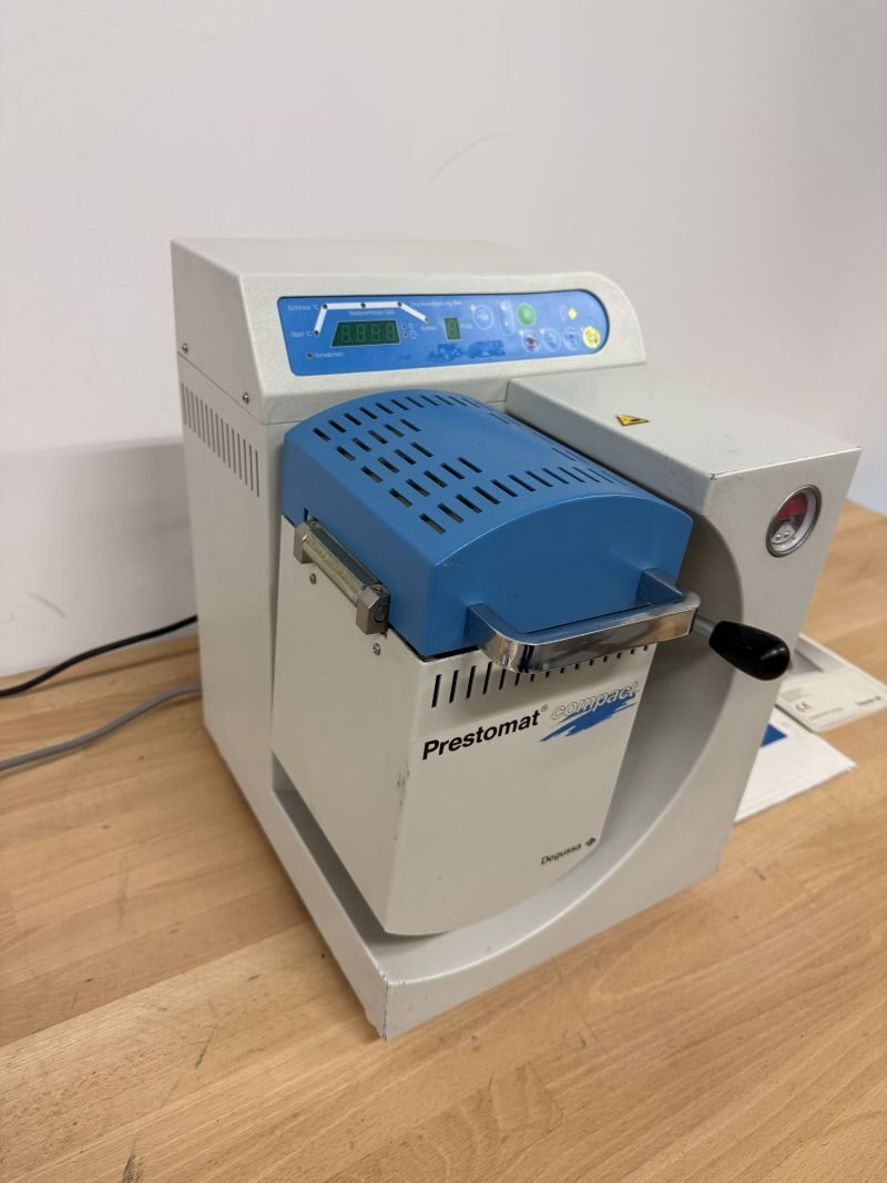Degussa Prestomat Compact Gießgerät inkl. Heizung Vakuum Druckgussgerät | 329103 Degussa Prestomat Compact Gießgerät inkl. Heizung Vakuum Druckgussgerät | 329103