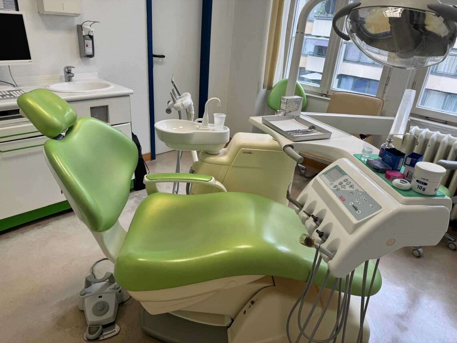 5 Stück Anthos A6 Plus International Dentaleinheiten | 328545 5 Stück Anthos A6 Plus International Dentaleinheiten | 328545