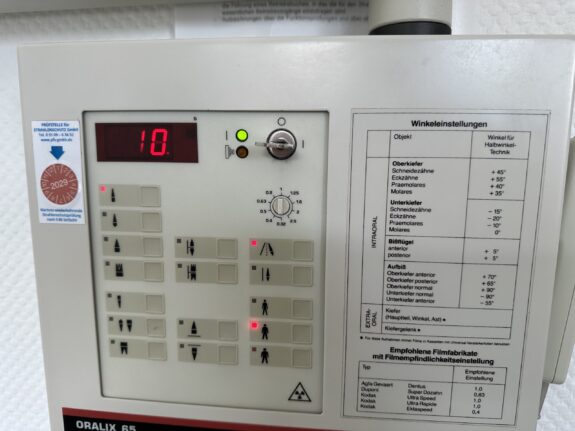 Philips Oralix 65S Kleinröntgengerät mit langem (205cm) Arm/DGUV neu/TÜV bis Januar 2029 | 328976