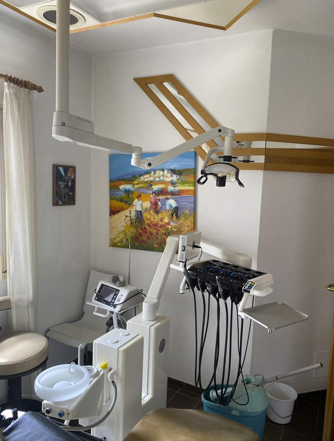Patientenstuhl kostenfrei Heka Dental Unic 5 | 329077 Patientenstuhl kostenfrei Heka Dental Unic 5 | 329077