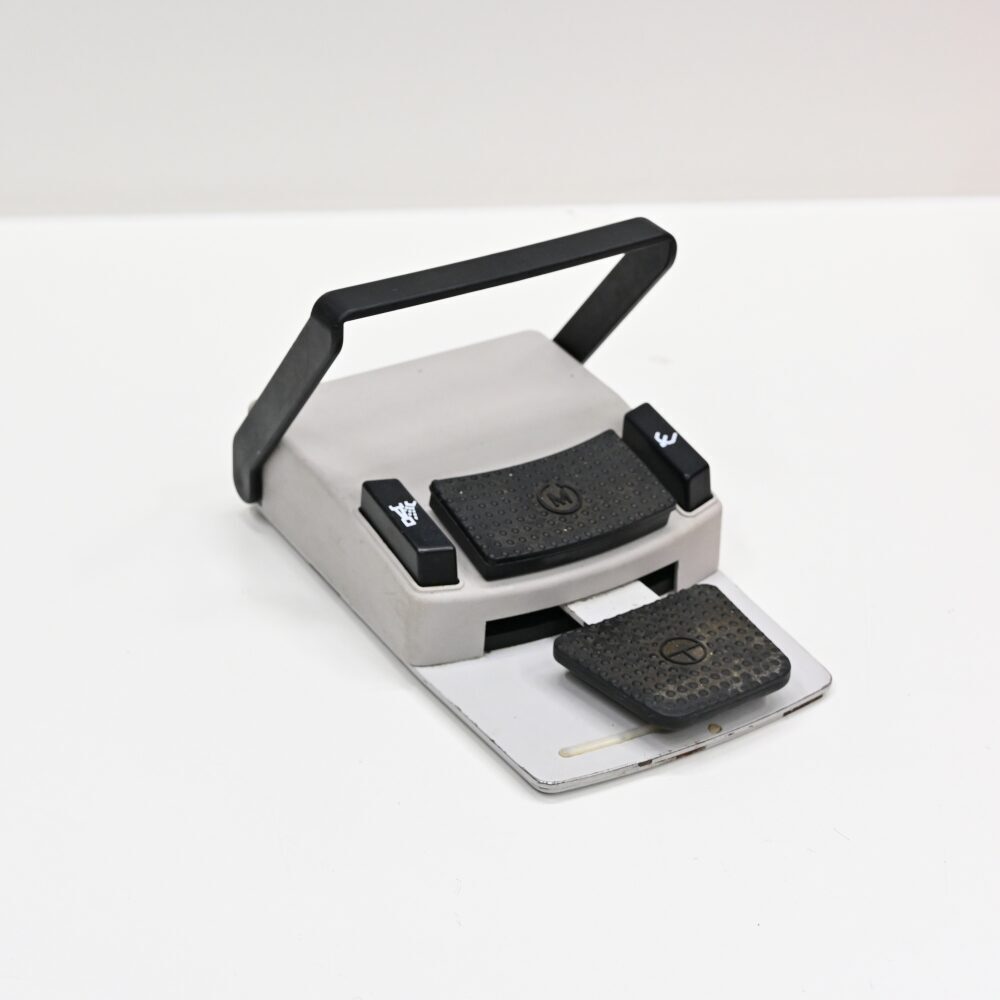 KaVo 1058 / 1080 Fußanlasser – Pedal Fußschalter / Gebraucht | 329763 KaVo 1058 / 1080 Fußanlasser – Pedal Fußschalter / Gebraucht | 329763
