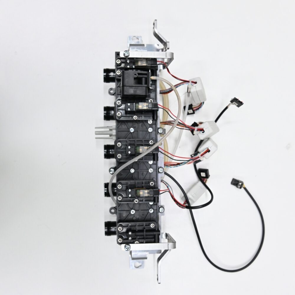 KaVo 1058 Ventilblock/Anschlussblock ohne Platine – 1.001.5868/ Gebraucht | 329873 KaVo 1058 Ventilblock/Anschlussblock ohne Platine – 1.001.5868/ Gebraucht | 329873