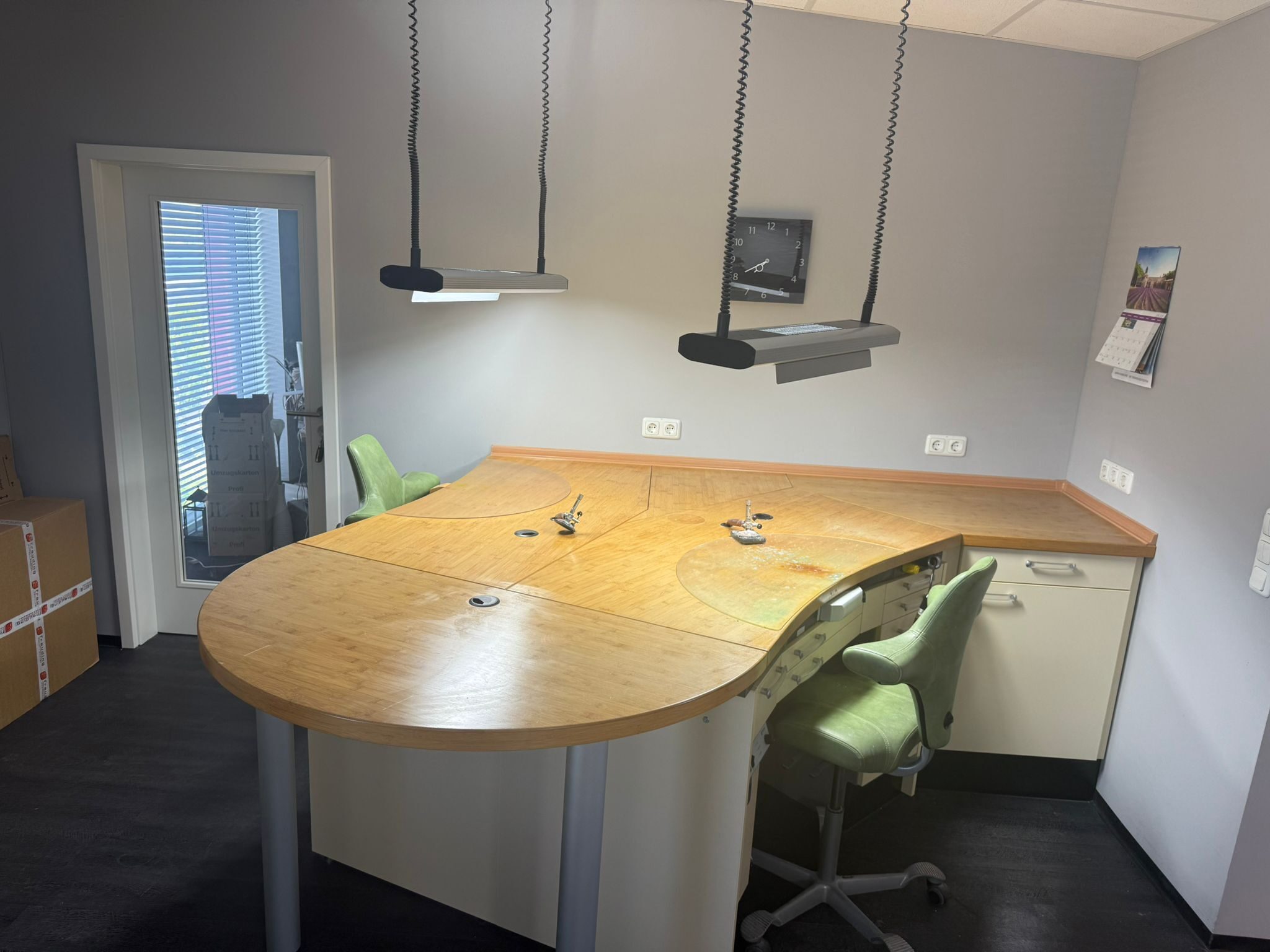 Freudig Arbeitsplätze für 2 Technicker Tisch Arbeitszeile Labor Dental Bambuszeile TOP! | 330847 Freudig Arbeitsplätze für 2 Technicker Tisch Arbeitszeile Labor Dental Bambuszeile TOP! | 330847