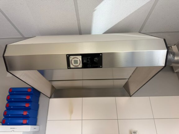 Freuding AH100 Dunstabzugshaube Edelstahl Zeitschaltuhr FZ12 Wachsdampffilter | 330854