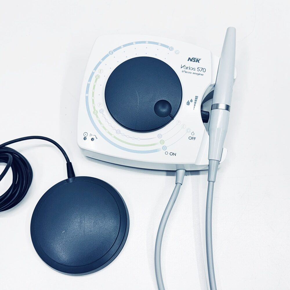 NSK Varios 570 kompakter Ultraschall Scaler mit Licht gebraucht | 331526 NSK Varios 570 kompakter Ultraschall Scaler mit Licht gebraucht | 331526