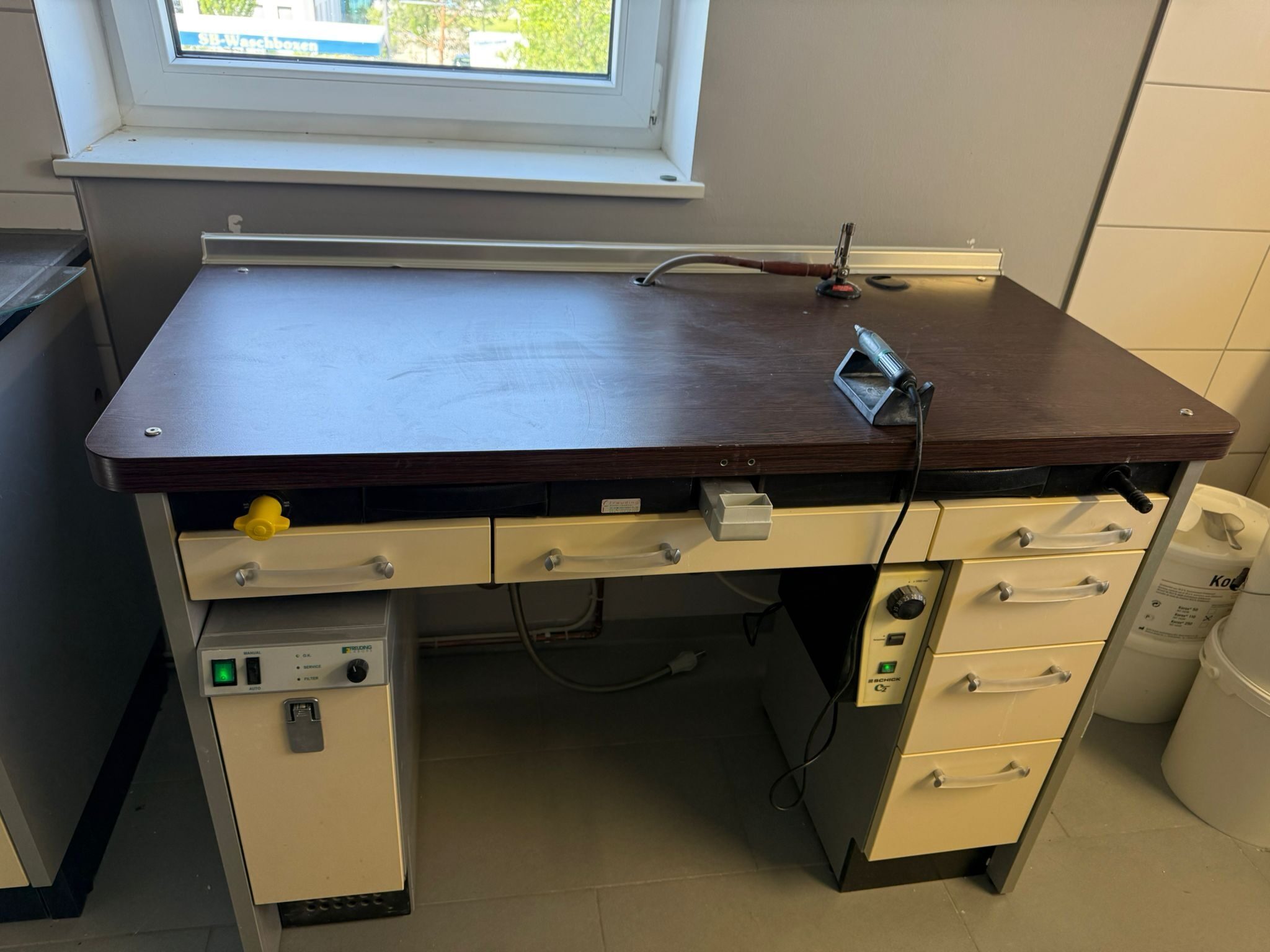 Freuding Einzeltisch Labortisch Arbeitstisch mit Viel zubehör Komplettset !!! | 330820 Freuding Einzeltisch Labortisch Arbeitstisch mit Viel zubehör Komplettset !!! | 330820