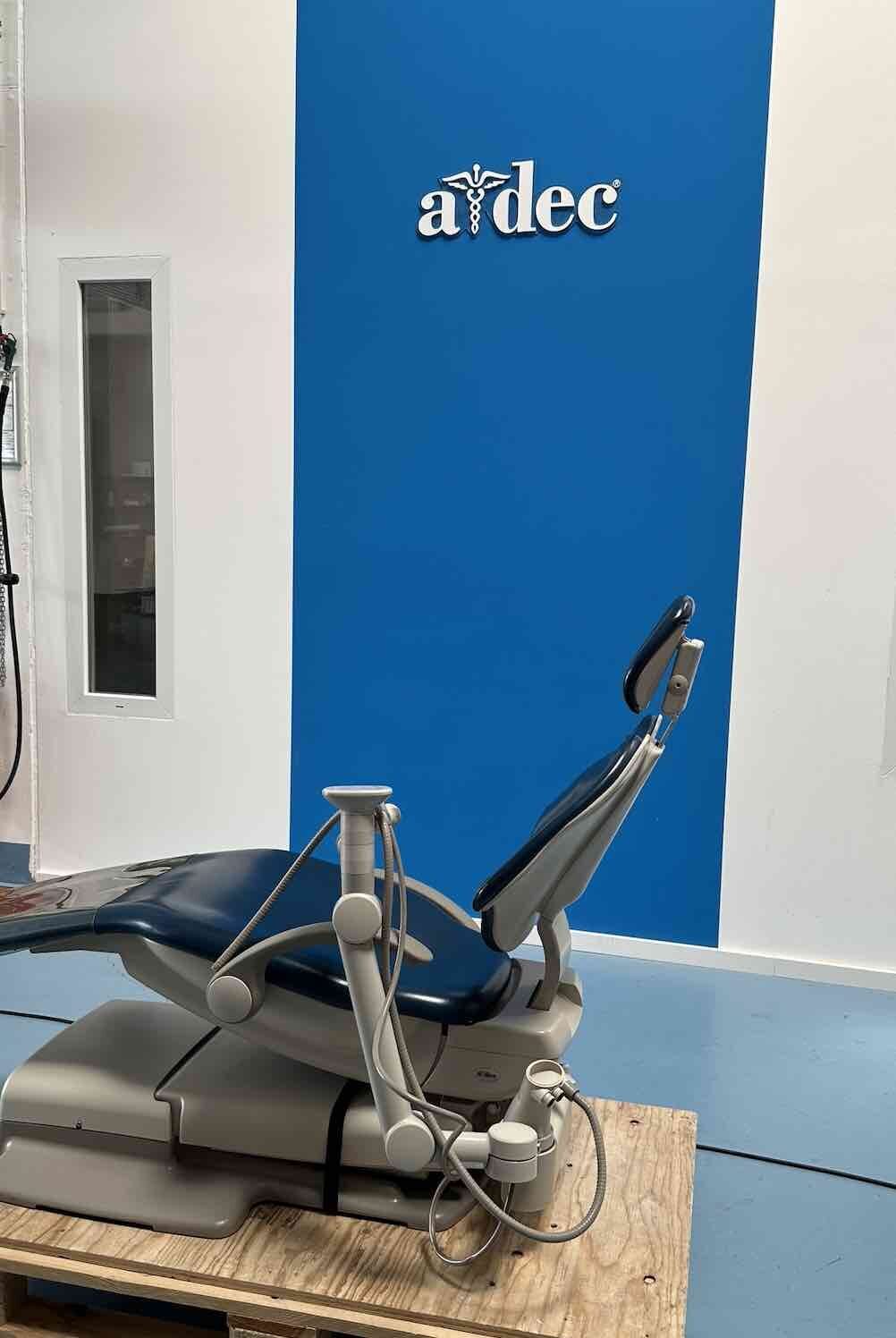 A-dec 500A Behandlungsstuhl ideal für KFO Scanning Abdruckstuhl PZR | 331220 A-dec 500A Behandlungsstuhl ideal für KFO Scanning Abdruckstuhl PZR | 331220