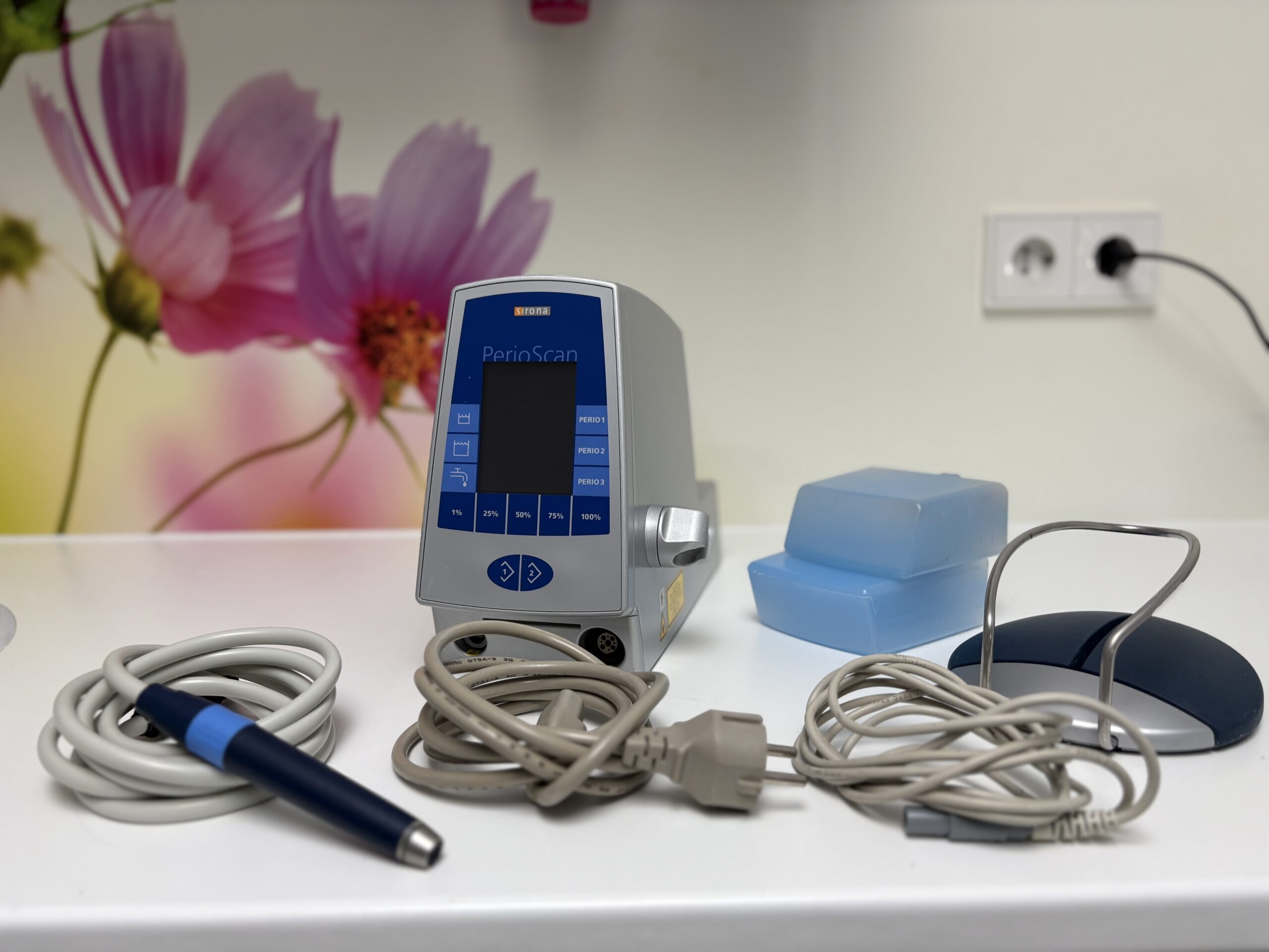 Sirona Perioscan 6195304 Dental Ultrasonic Scaler Prophylaxegerät Zahnarzt 120V | 331495 Sirona Perioscan 6195304 Dental Ultrasonic Scaler Prophylaxegerät Zahnarzt 120V | 331495