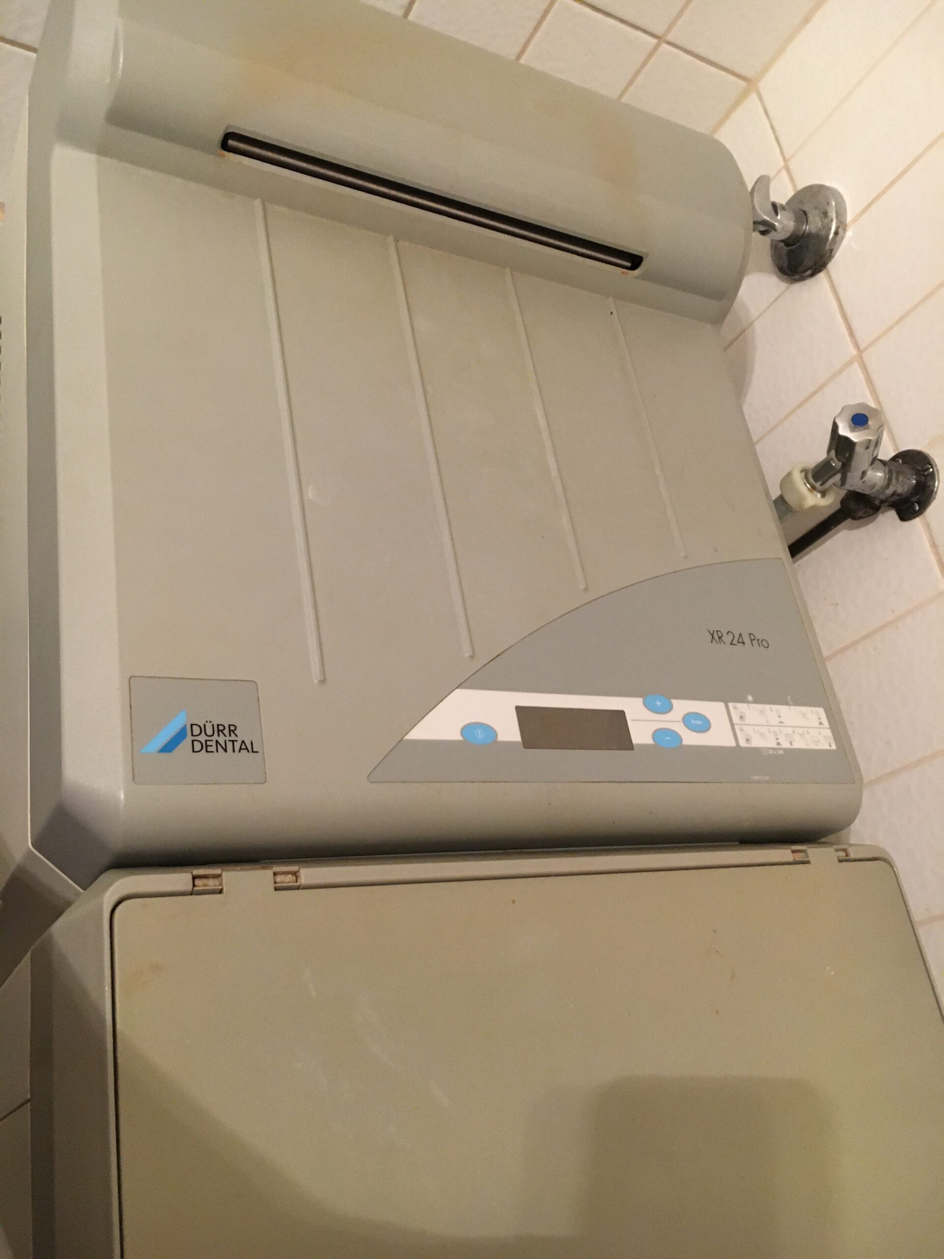 Dürr XR 24 Pro Röntgenentwicklungsautomat | 330625 Dürr XR 24 Pro Röntgenentwicklungsautomat | 330625