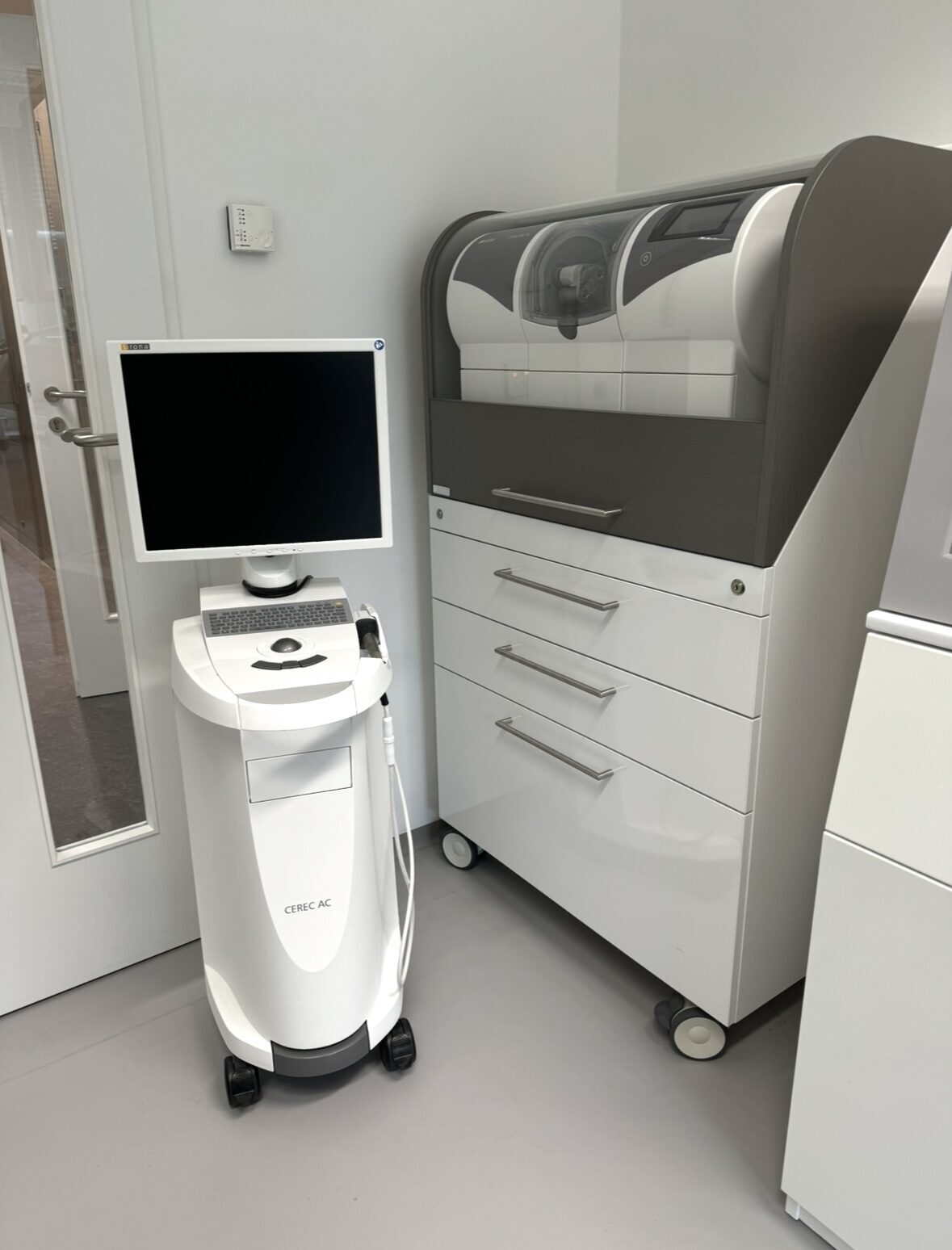 MC XL Sirona top Zustand, original Schrank | 330805 MC XL Sirona top Zustand, original Schrank | 330805