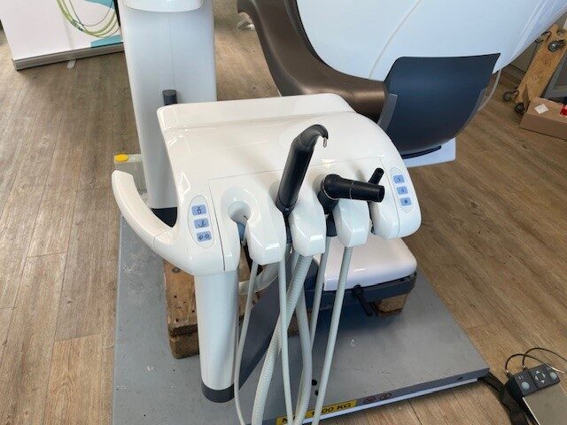 Sirona Sinius TS Behandlungseinheit gebraucht | 330815 Sirona Sinius TS Behandlungseinheit gebraucht | 330815