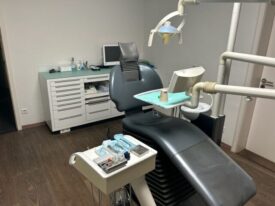 Behandlungseinheit Sirona C4+ Behandlungseinheit Sirona C4+